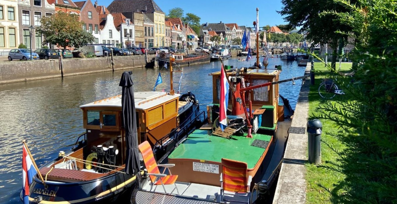 Opening van de Water Erfgoedroute Zwolle tijdens Historische Havendag