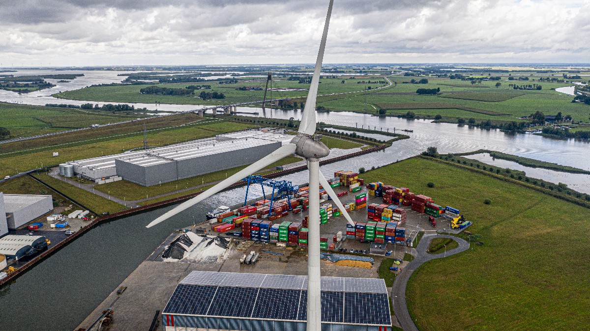 Binnenvaart kan in 2024 varen  op waterstof uit Kampen 2